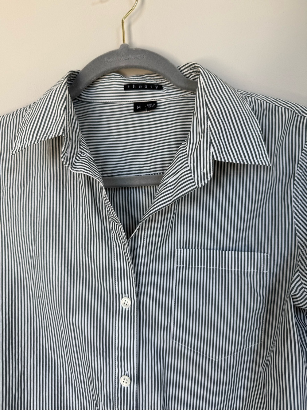 Theory Gray White Striped Button Down Shirt Size M - Picture 3 of 5